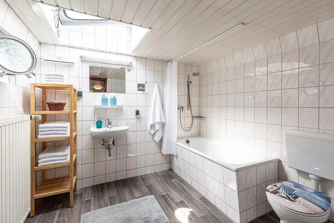 Schiffsherberge Poeppelmann Dresden Bådhotel